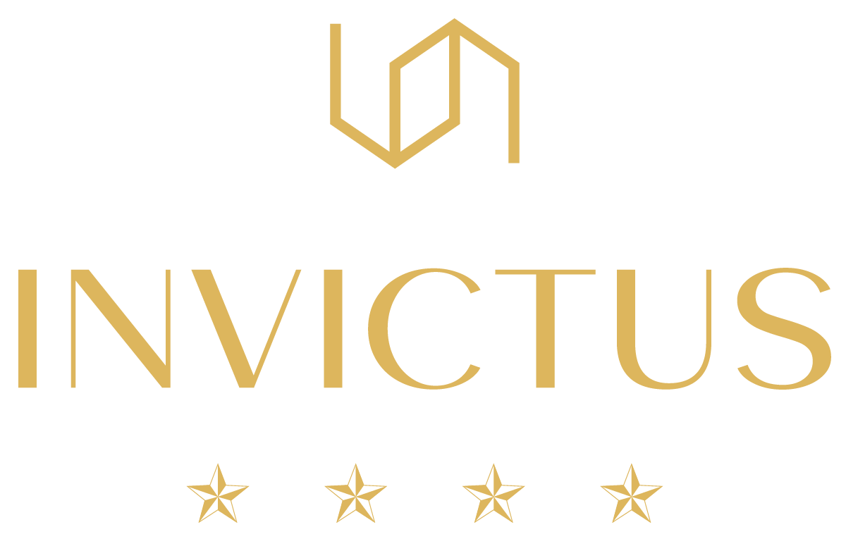 invictushotel.com